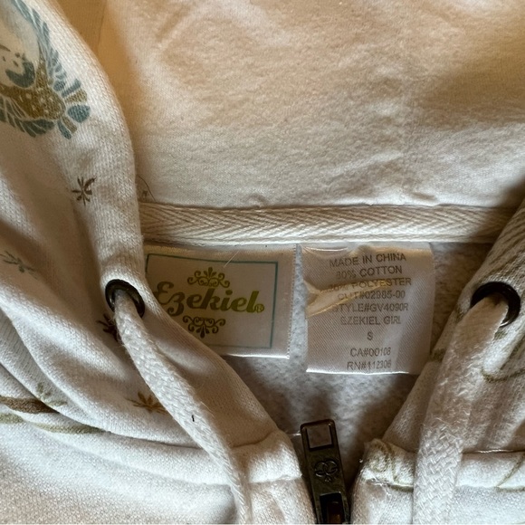 Ezekiel Stylish Zipper Hoodie - Picture 3 of 7